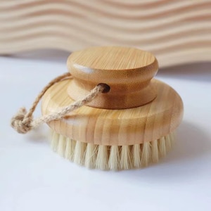 Bamboo Dry Body Brush with Natural Sisal Bristles