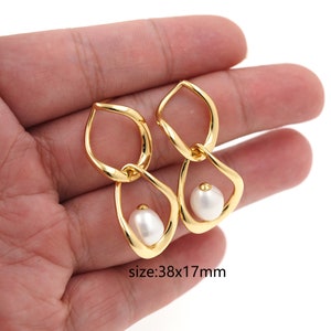 18K Gold Filled Pearl Earrings,CZ Earrings,Dainty Hoops,Gold Huggies Hoops,Minimalist Earrings,Gift for Her