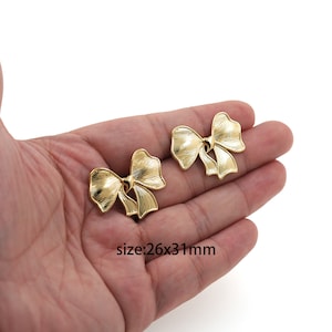 18K Gold Filled Bow Stud Earrings,Dainty Hoops,Everyday Earrings,Minimalist Earrings
