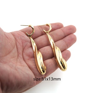 18K Gold Filled Twisted Stud Earrings,Minimalist Earrings,Everyday Earrings,Dainty Earrings
