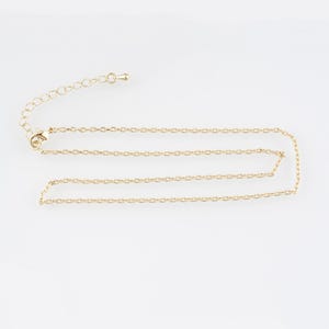 18K Gold Filled Oval Kettenhalskette, Büroklammer Halskette, Minimalistische Halskette, Verstellbare Halskette, Geschenk für Sie