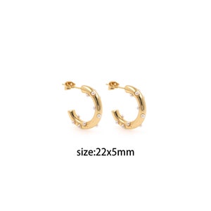 18K Gold Filled Pearl Hoop Earrings,Dainty Hoops,Gold Huggies Hoops,Minimalist Earrings,Gift for Her