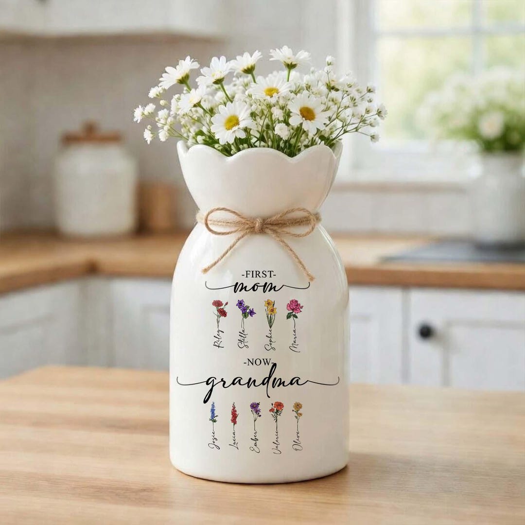 Personalized First Mom Now Grandma Flower Vase, Birth Month Flower Vase ...