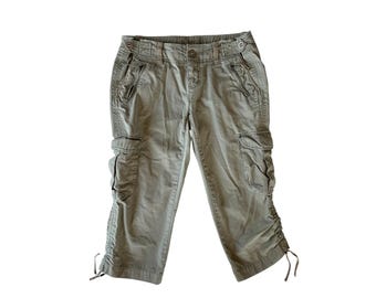 Gap - Pantacourt cargo taille basse Y2K Vert Femme avec cordon de serrage