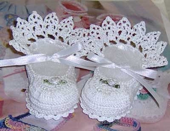 Cotton thread baby booties deals pattern