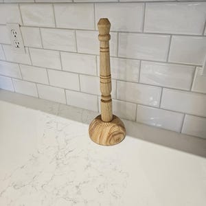 Paper towel holder
