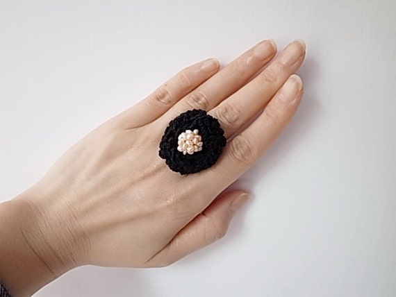 Irish Crochet Lace Jewelry attraction Statement Ring, Fiber Jewelry,  Crochet Ring, Pearls -  Israel