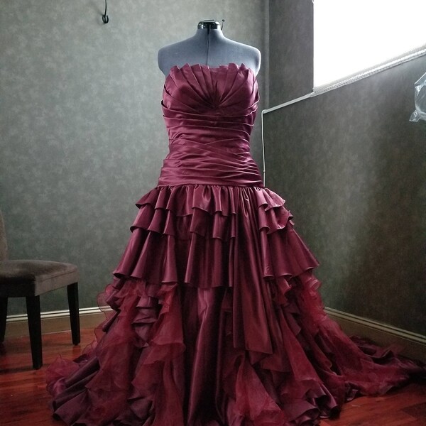 green evening dresses A-Line V Neck Dark Satin Long Prom Dress, Dark Green Dre Color:RL6/8 Web Collection: Midaxi Dresses Sweet Heart Junior School
