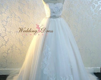 Stunning Fairytale Wedding Dress Princess Ballgown Style with Tulle and Lace by Award Winning Bridal Salon