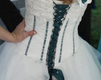 Gorset ślub suknia niestandardowych wykonane z organzy i koronki przez Award Winning Wedding Dress Fantasy