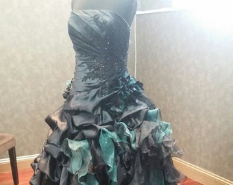 Black and Green Wedding Dress, Black Wedding Dress, Black Green Bridal Gown, Gothic Wedding Dress, Gothic Bridal Gown, Gothic Weddings