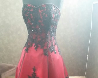 Gorgeous Red and Black Wedding Dress Sweetheart Neckline