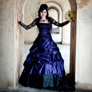 Purple Gothic Wedding Dress, Offbeat Wedding Dress, Alternative Wedding Dress, Purple Wedding Dress, Gothic Wedding Dress