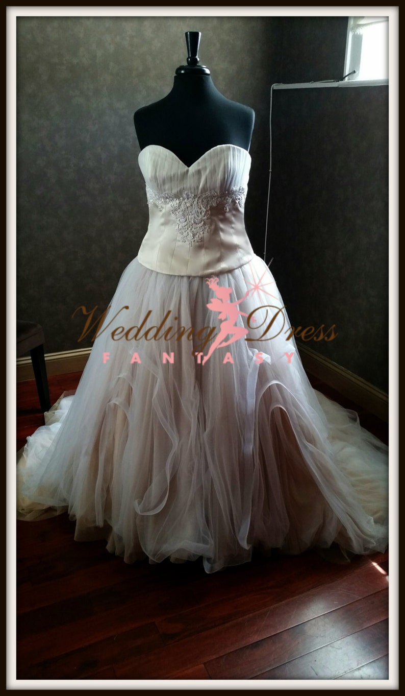 Stunning Cream Wedding Dress With Sweetheart Neckline Etsy