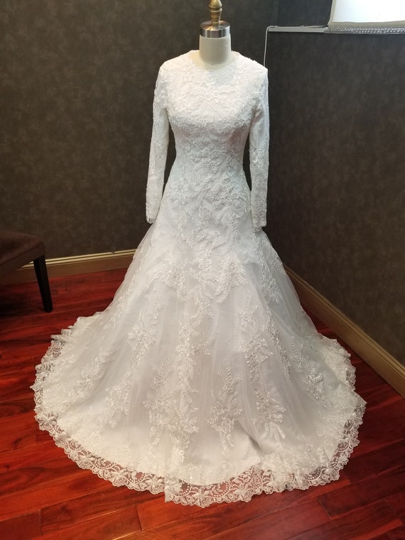 beautiful modest wedding dresses
