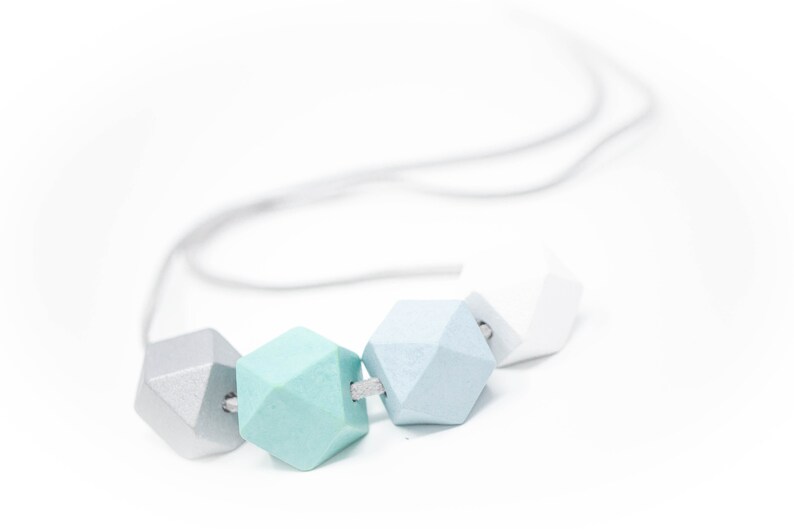 Necklace wood