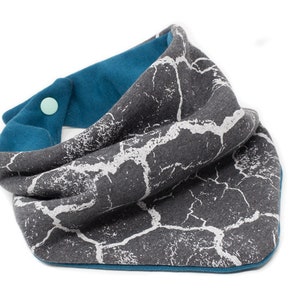 Triangular scarf for babies & Children