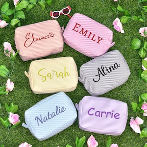 custom toiletry bag,Holiday makeup bag,bridesmaid proposal,embroidery bag gifts,Best Friend Gifts,gifts for women,bachelor party gift,bride