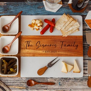 Personalized Charcuterie Board, Cutting Board, Wedding Gift, Bridal Shower, Housewarming Gift, Unique Hostess Gift, Mother&#39;s Day gift