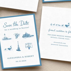 K&ouml;nnte beinhalten: Hochzeitspapeterie-Set mit blau-wei&szlig;em Design. Die "Save the Date"-Karte enth&auml;lt Illustrationen von Wahrzeichen von Boston und den Text "Save the Date for a wedding in Boston!" Die Einladungskarte hat den Text "formal invitation to follow".