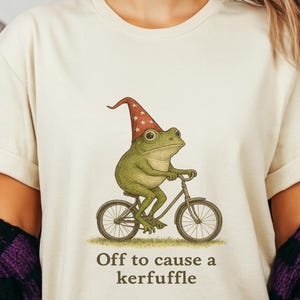 Off to Cause a Kerfuffle Frog Shirt, Funny Weirdcore Meme Tee for Adults, Aesthetic Graphic T-Shirt Men Women