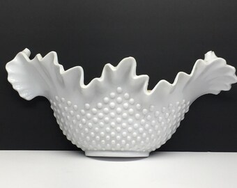 Vintage Home Interiors Basket Wall Pocket Homco Burwood White Hobnail Plastic