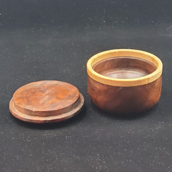 Vintage Wooden Trinket Jewelry Box Round with Inl… - image 5