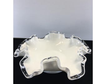 VTG FENTON シルバー クレスト ミルク ガラス 6 インチ ラウンド