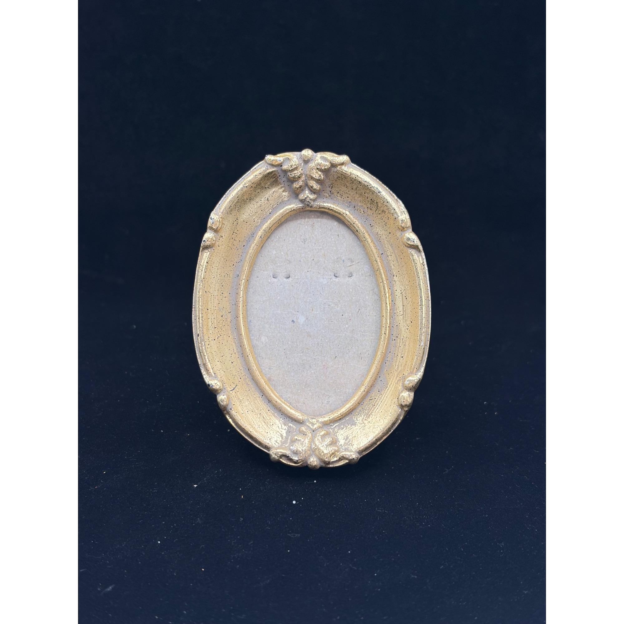 Vintage Ornate Gold Tone Photo Picture Frame Display Tabletop Wall ...