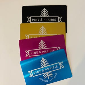 Cartes de visite gravées au laser
