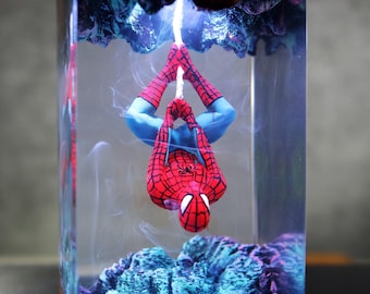 Personalized Super Hero Night light Custom Hero Resin Lamp Personalized Night Light diorama resin Epoxy Wood Art Decor Unique Geek Gift