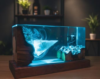 Handmade LED Night Light with Darth Vader and Star Destroyer, Sci-Fi Resin Lamp, Halloween Xmas Lamp, Sci-Fi Desk Lamp, Geek Gift Home Decor