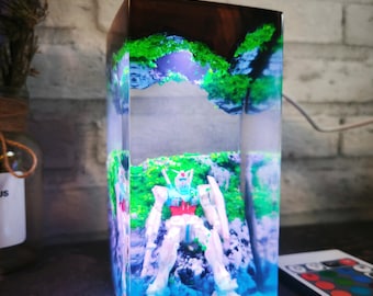 Anime Robot Resin Lamp Handmade Mecha Diorama Light, Anime Robot Night Light, Sci-Fi Desk Decor, Resin Night Light For Anime Fan and Gamer