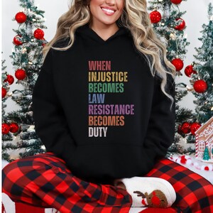 Sweat à capuche avec message, sweat-shirt décontracté unisexe, superposition confortable, parfait pour l'activisme, idée cadeau attentionnée