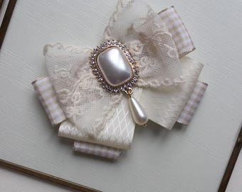 Elegant Handmade Brooch in Ecru Satin and Lace with Pearl Charm – Modern Accessory for Blazers, Dresses, Scarves or Shirts