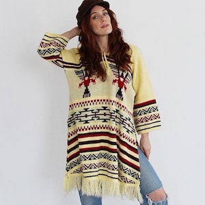 Yellow Fringe Bell Sleeve Sweater- M, Vintage Boho  Hippie 70s Tassel Tunic g