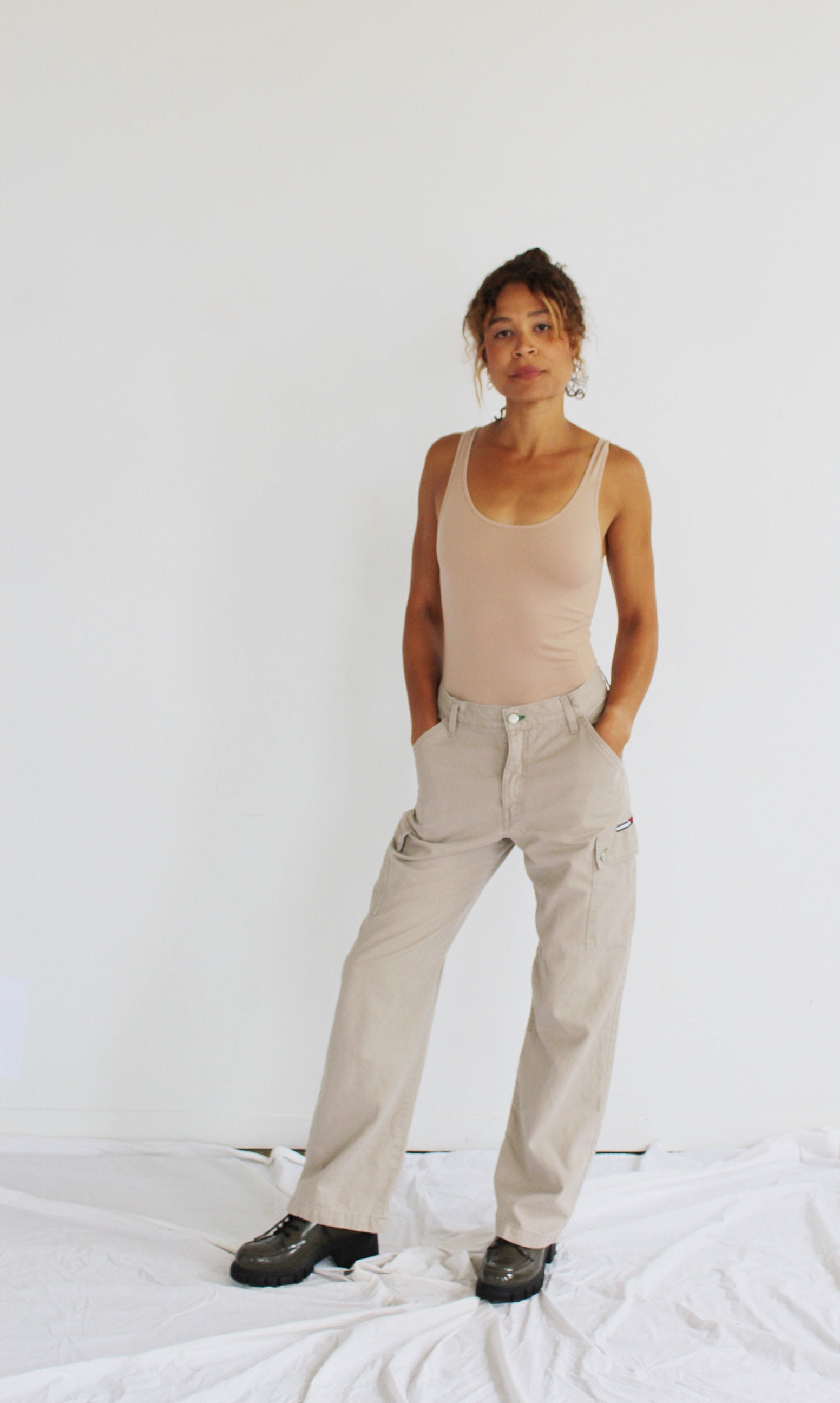 ヒルフィガー カーゴ パンツ - 29、ユニセックス 90s Y2K トープ 