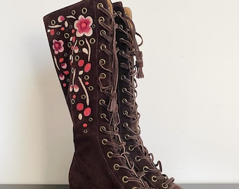 Embroidered Suede Go-Go Boots- Car Shoe Flower Hippie Lace Up Heels 7