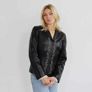 Veste blazer en cuir noir - vintage des années 90 des années 90 en cuir d'agneau souple brodé Marella coupe slim