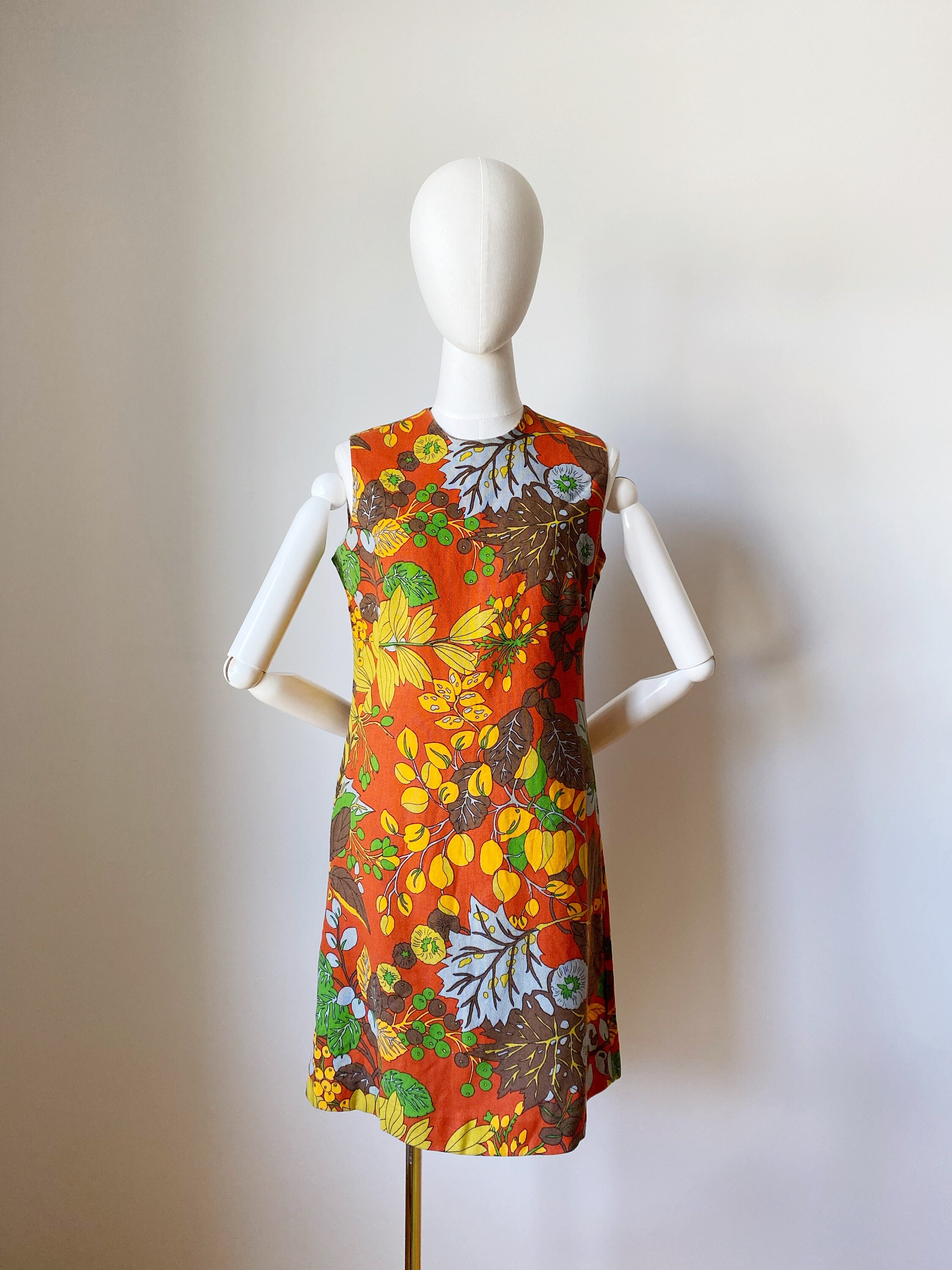 AUTUMN LEAF DRESS- 1960s Shift Barkcloth Burnt Orange, Green