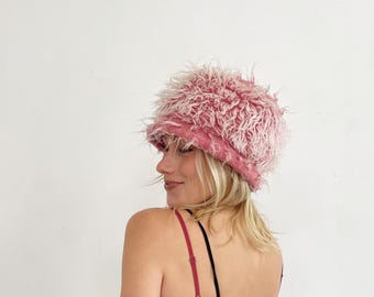 Juicy Couture Hot Pink Faux Fur Silver Logo Accent Bucket  display picture 3