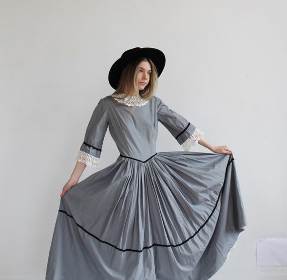 70s Vintage Boho Prarie Dress- 26, Gray Black Wit… - image 2