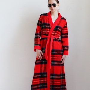 1950s Red Plaid Robe- Vintage Duster Jacket Fleece Loungewear i