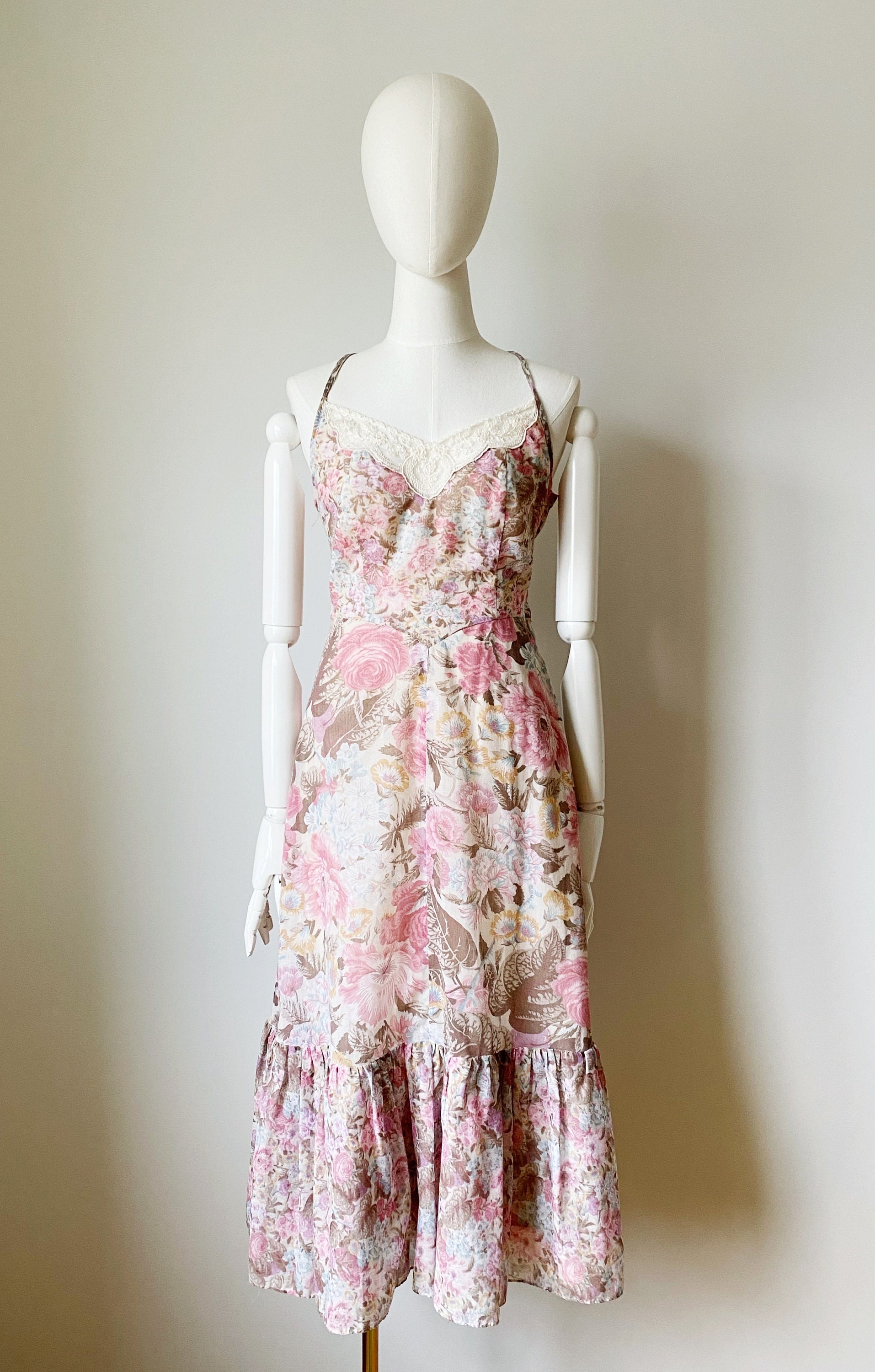 GUNNE SAX、ガニーサックス、ローラアシュレイ、Laura Ashley（Shop  