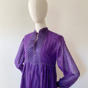 'FUNKY THREADS' PURPLE GOLD PAISLEY CROPPED INDIAN BOHO HIPPIE WRAP BLOUSE S 8