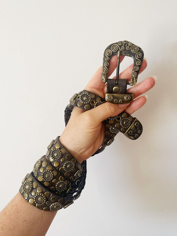 BRONZE STUDDED BELT- Vintage 90s Black Leather Statement  display picture 2
