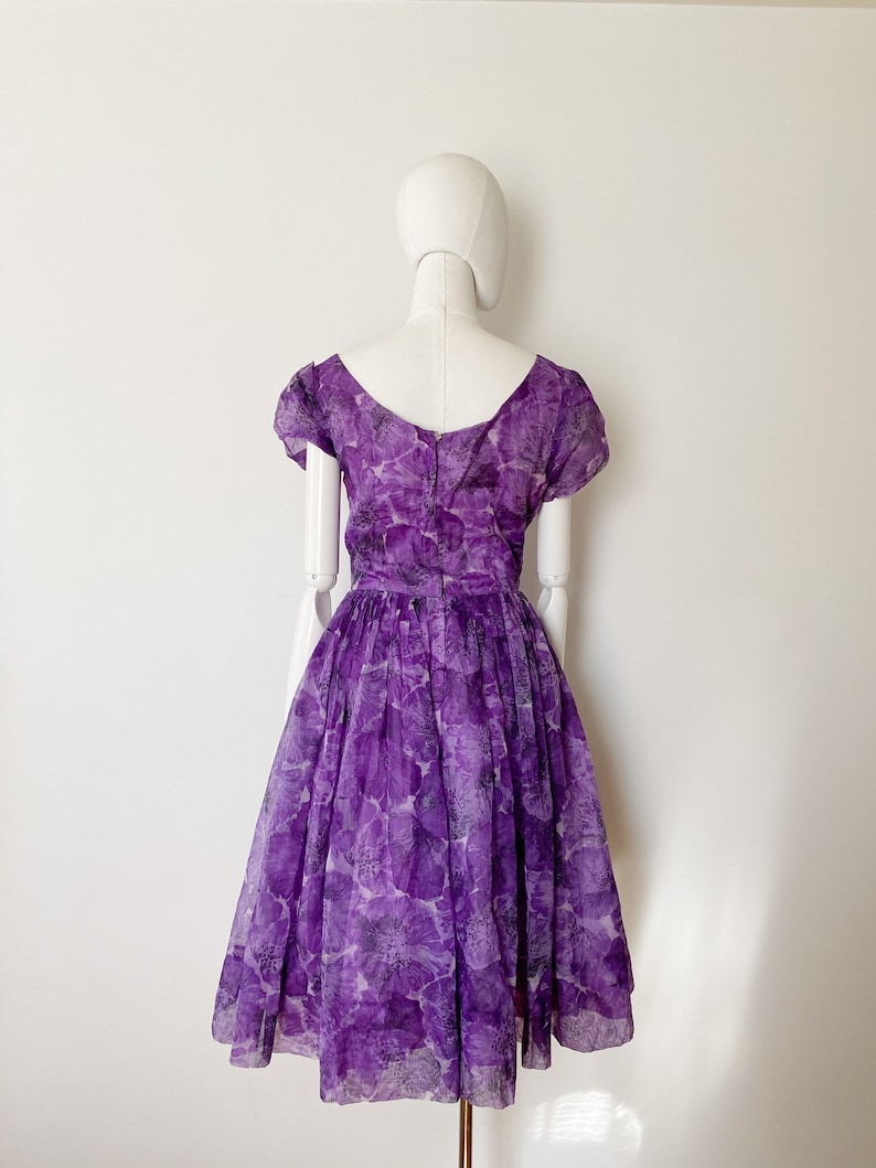 1950s Purple Fit /& Flare Dress Cupcake Retro Pinup Day Dress 28