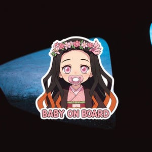 Naklejka NEZUKO Demon Slayer BABY On BOARD - Naklejka samochodowa, uroczy winyl, prezent dla fana anime, odporny na warunki atmosferyczne, nowi rodzice, okno samochodu, baby shower
