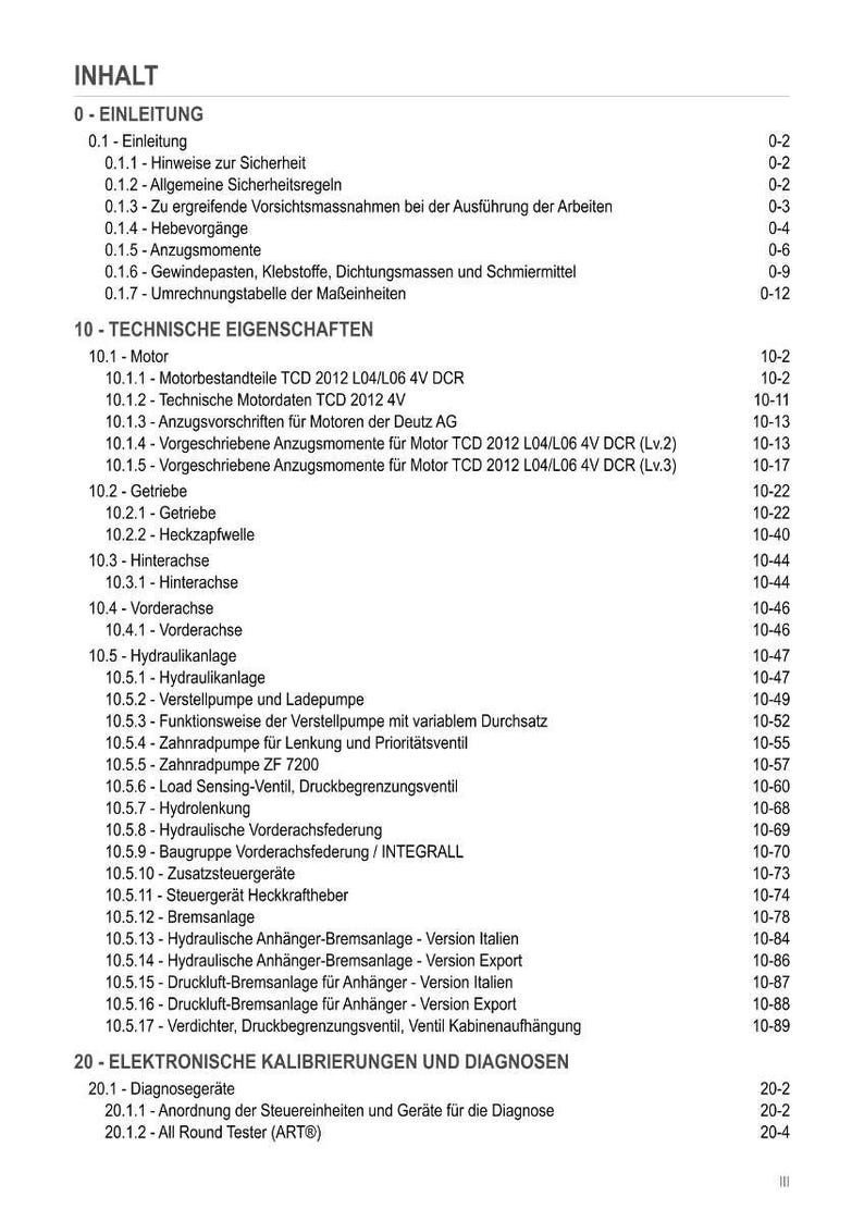 K&ouml;nnte beinhalten: Eine wei&szlig;e Keramik-Tasse mit schwarzem Henkel und dem Text "But First, Coffee" in schwarzer, fetter Schrift. Die Tasse steht auf einer Holzoberfl&auml;che. Die Tasse ist etwa 10 cm hoch.