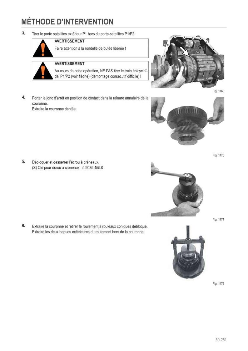 Op de afbeelding: Technische tekening met instructies voor mechanische interventie. Bevat afbeeldingen van tandwielen, gereedschap en waarschuwingen. De tekst beschrijft de stappen voor het demonteren en weer in elkaar zetten van mechanische componenten.